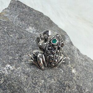 Vintage Avon Green Rhinestone Eyed Frog Lapel Pin Tie Tack Silver Tone Cute